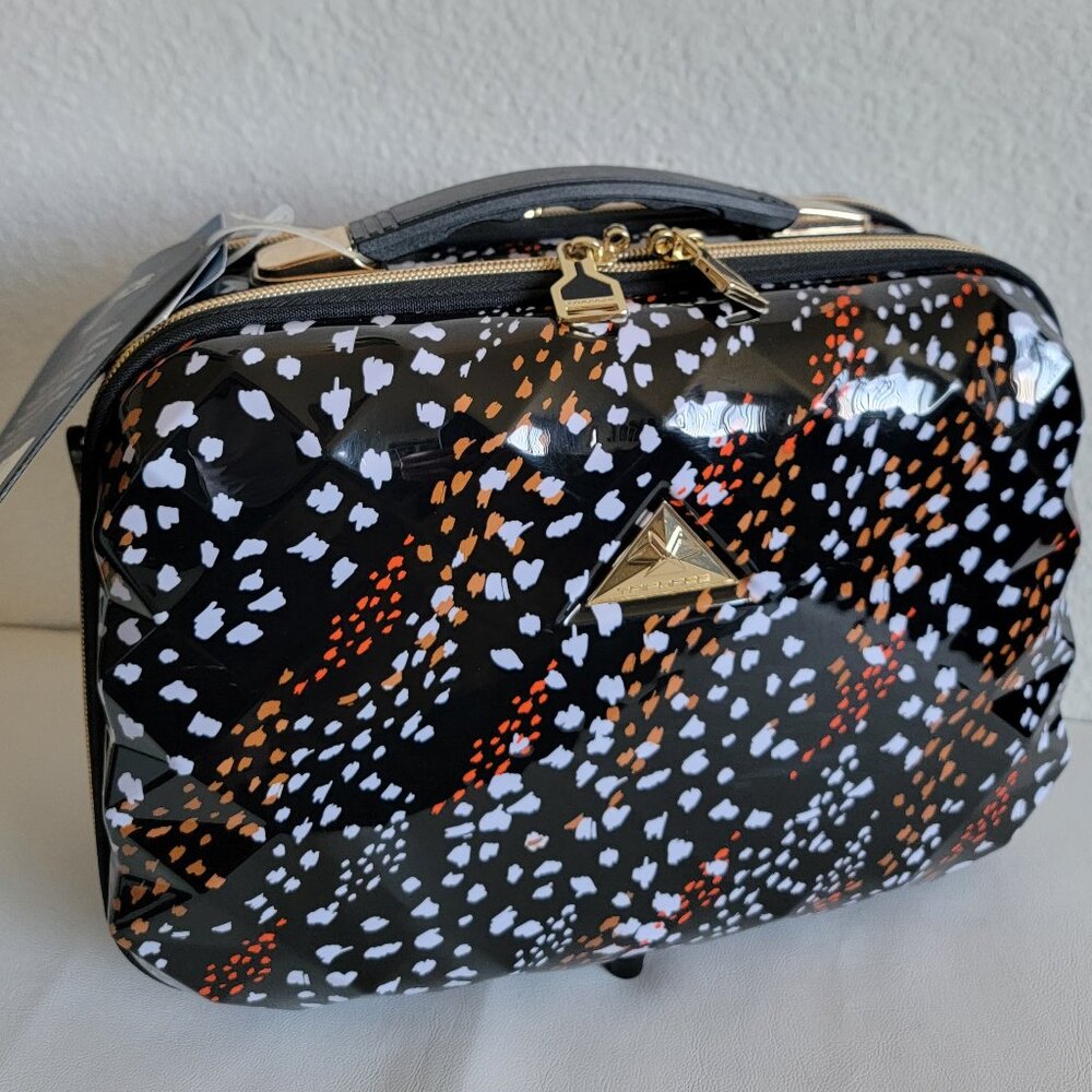 NEW Triforce Hard Shell Travel Makeup Case with Locks